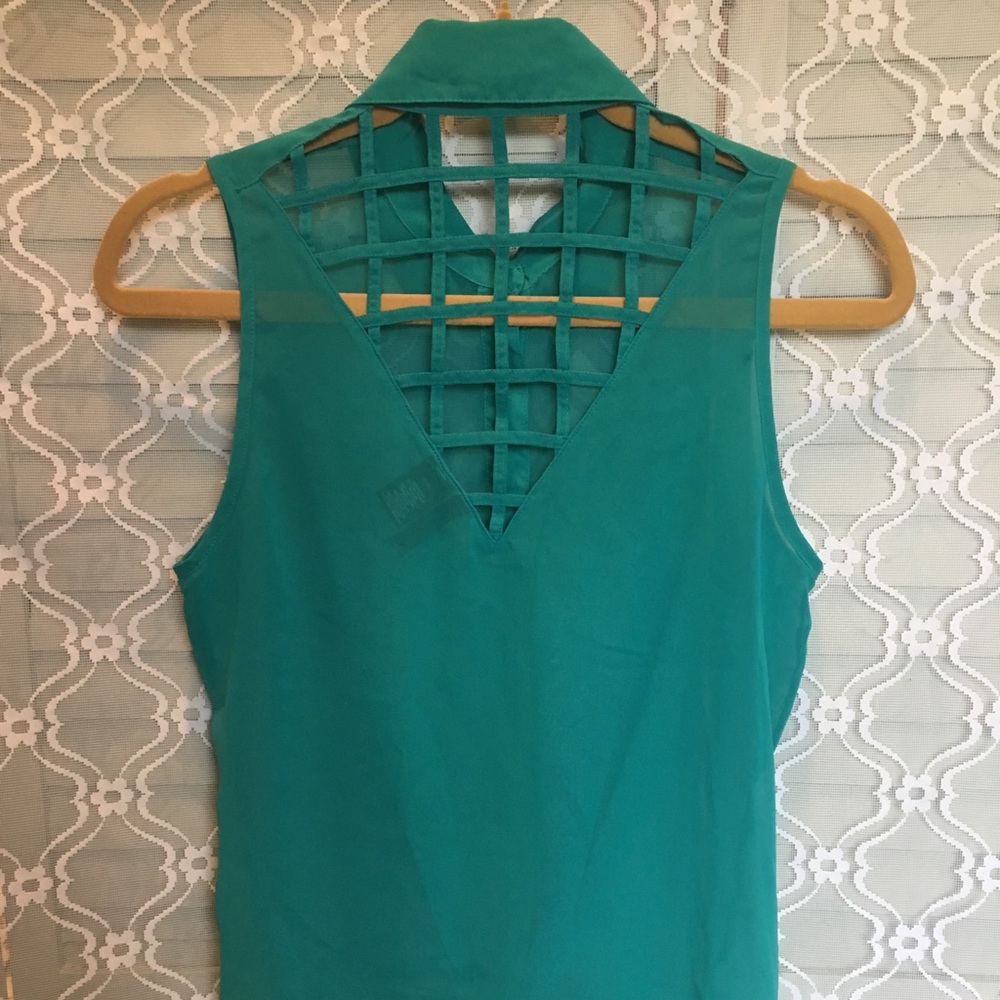 Turquoise Caged Tank Top - Picture 4 of 6